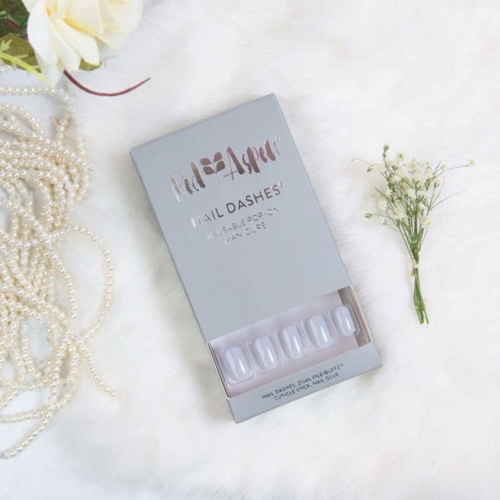 NIB Red Aspen Steel Gray Shay Nail Dashes